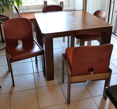 Table et chaises afra et tobia scarpa